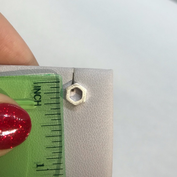 Sterling Silver 925 Stud Earrings - Picture 3 of 3